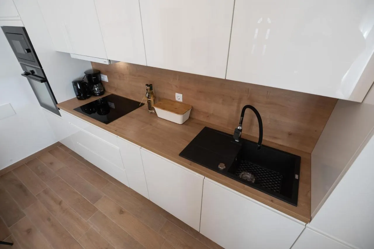 Guest house Apartments Batur Zadar