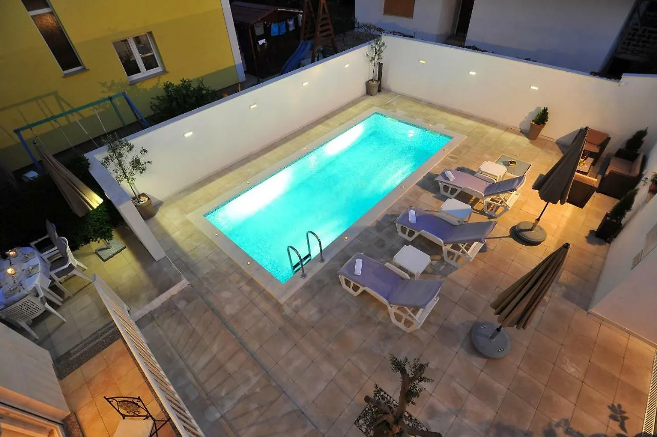 Apartments Batur Zadar 3*,  Croatia