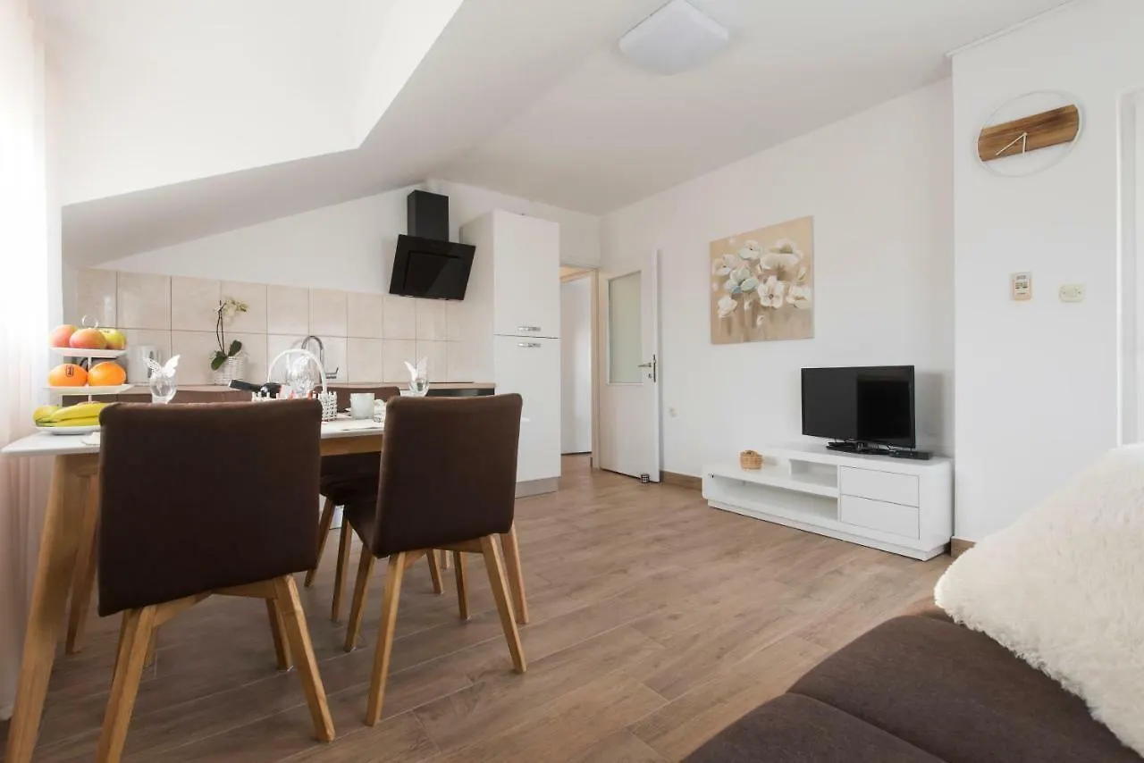 *** Guest house Apartments Batur Zadar Croatia