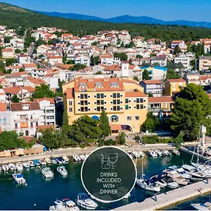 Hotel Selce 3* Selce