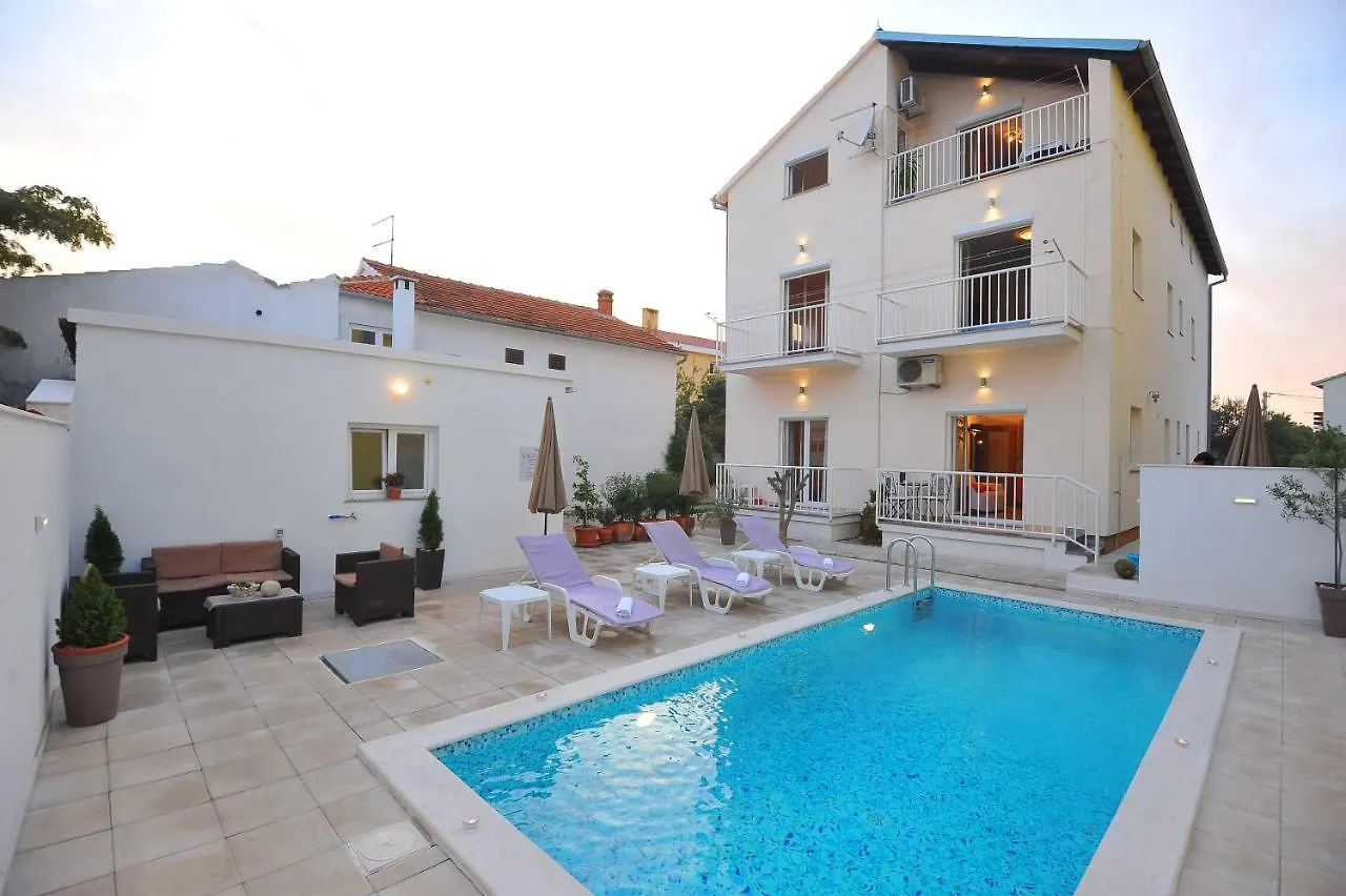 Apartments Batur Zadar Pensjonat